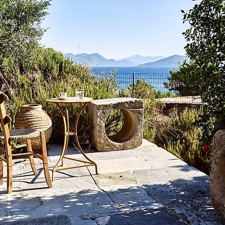 Nikolaou Art Residence Aegina ภายนอก รูปภาพ
