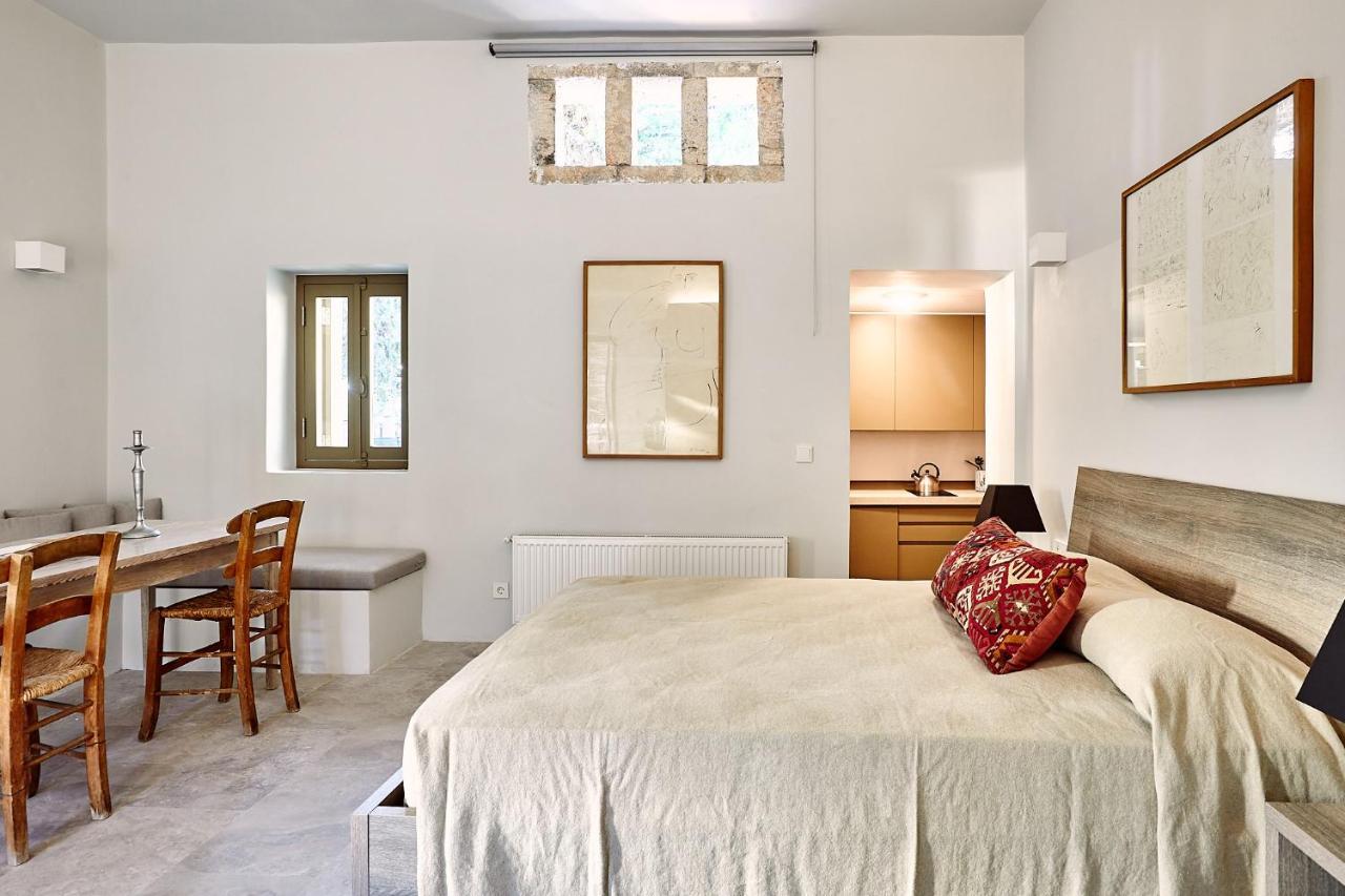Nikolaou Art Residence Aegina ภายนอก รูปภาพ