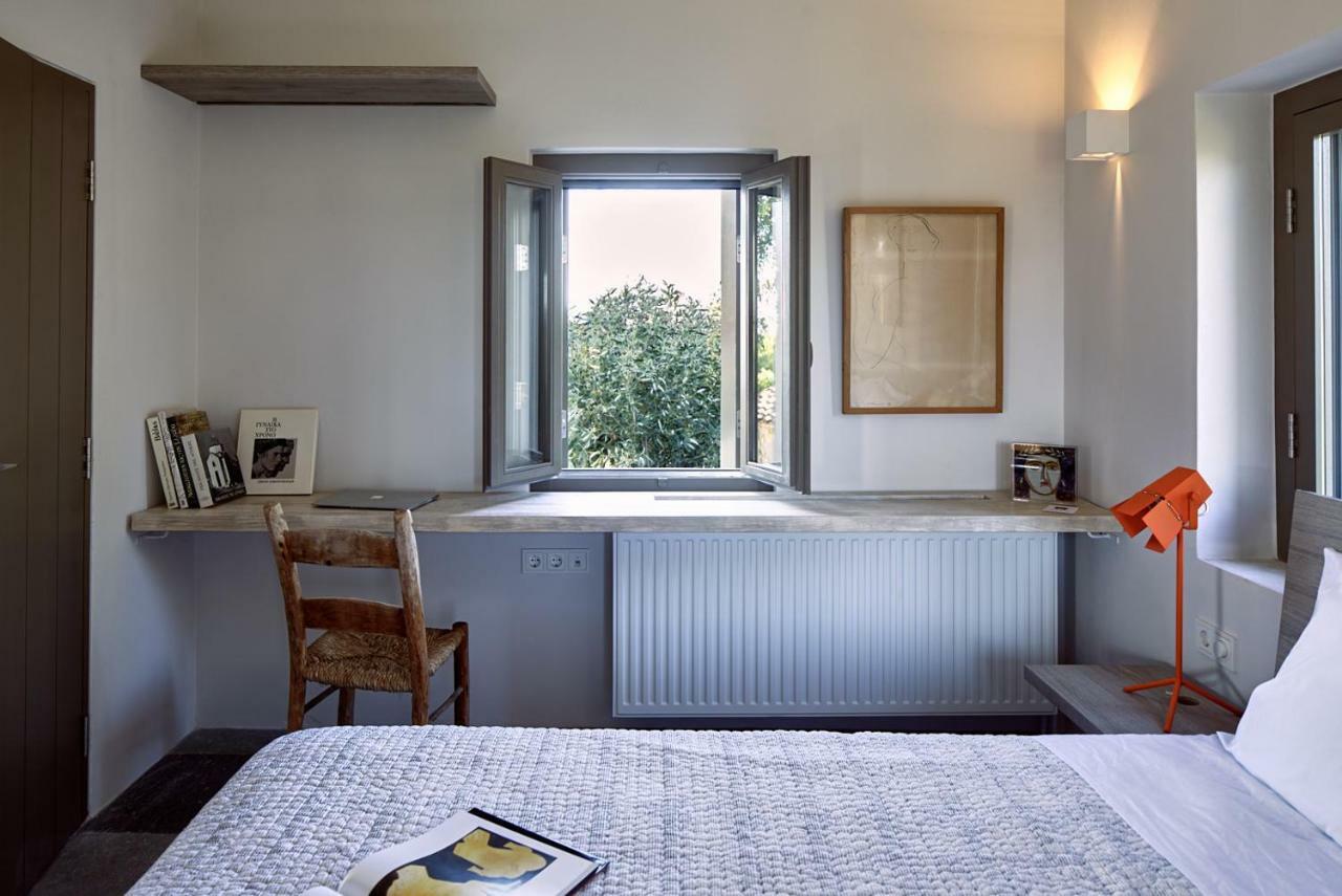 Nikolaou Art Residence Aegina ภายนอก รูปภาพ