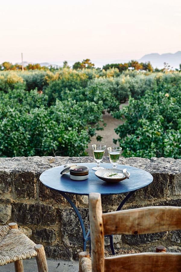 Nikolaou Art Residence Aegina ภายนอก รูปภาพ