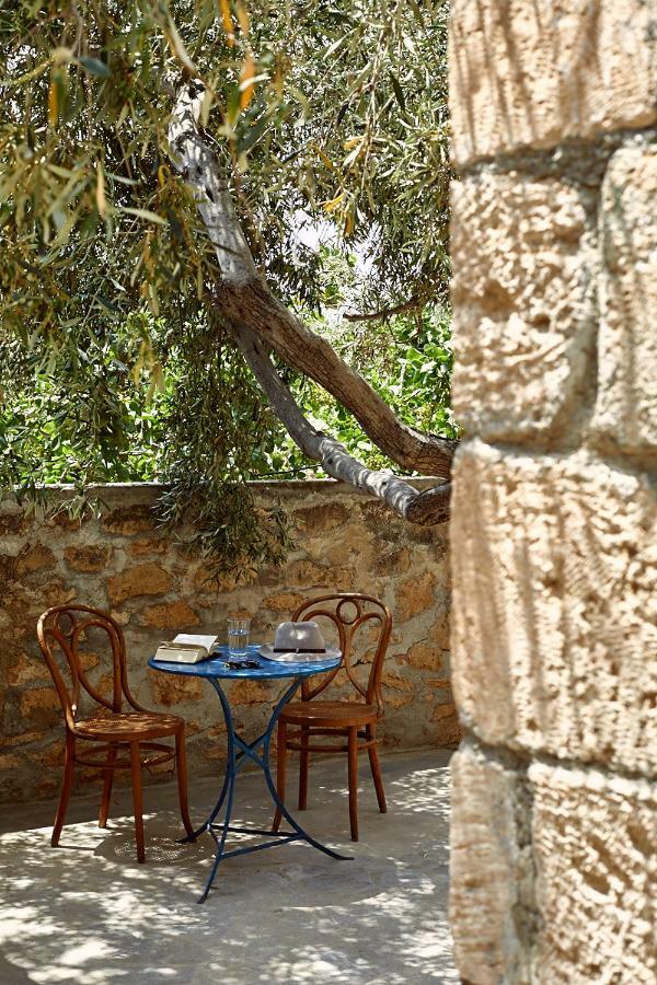 Nikolaou Art Residence Aegina ภายนอก รูปภาพ