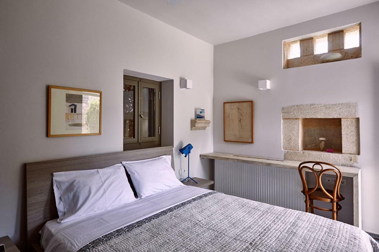 Nikolaou Art Residence Aegina ภายนอก รูปภาพ